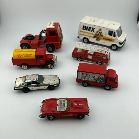 Corgi Other - Lot of collectibles diecast cars